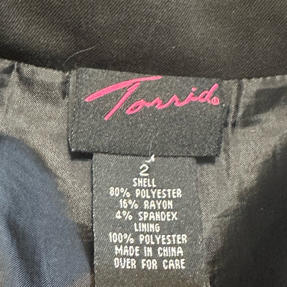 Torrid Women’s Black Blazer Size 2X - Picture 6 of 7